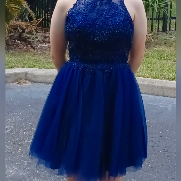 Dress Outlet Semi- Formal Short Dress🪻 - Picture 3 of 3